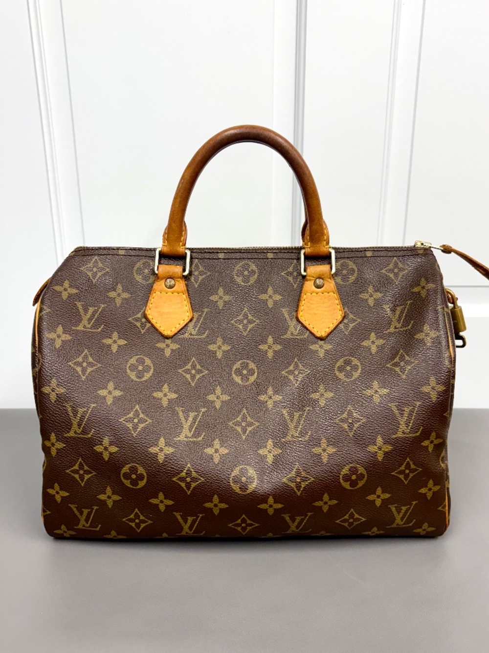 Louis Vuitton Monogram Speedy 30 Handbag